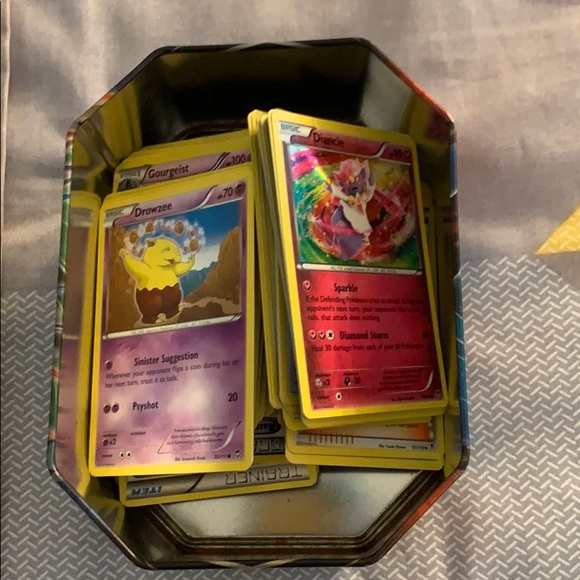 200+ Pokémon cards - Picture 1 of 2
